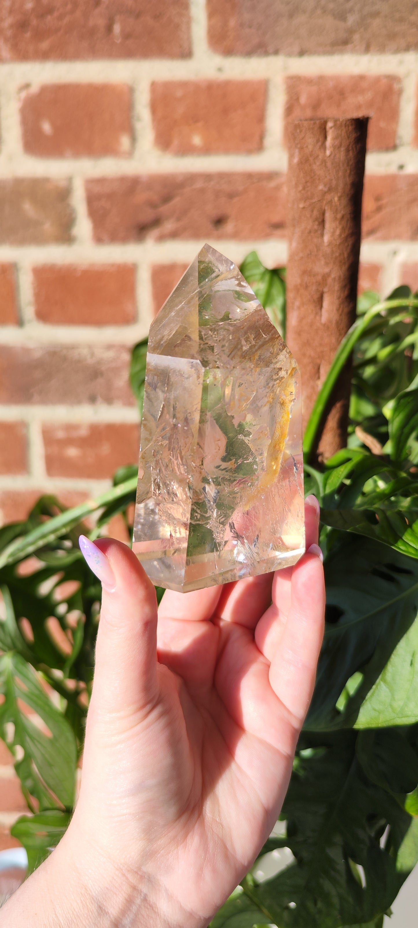 Golden Healer Lemurian Turm