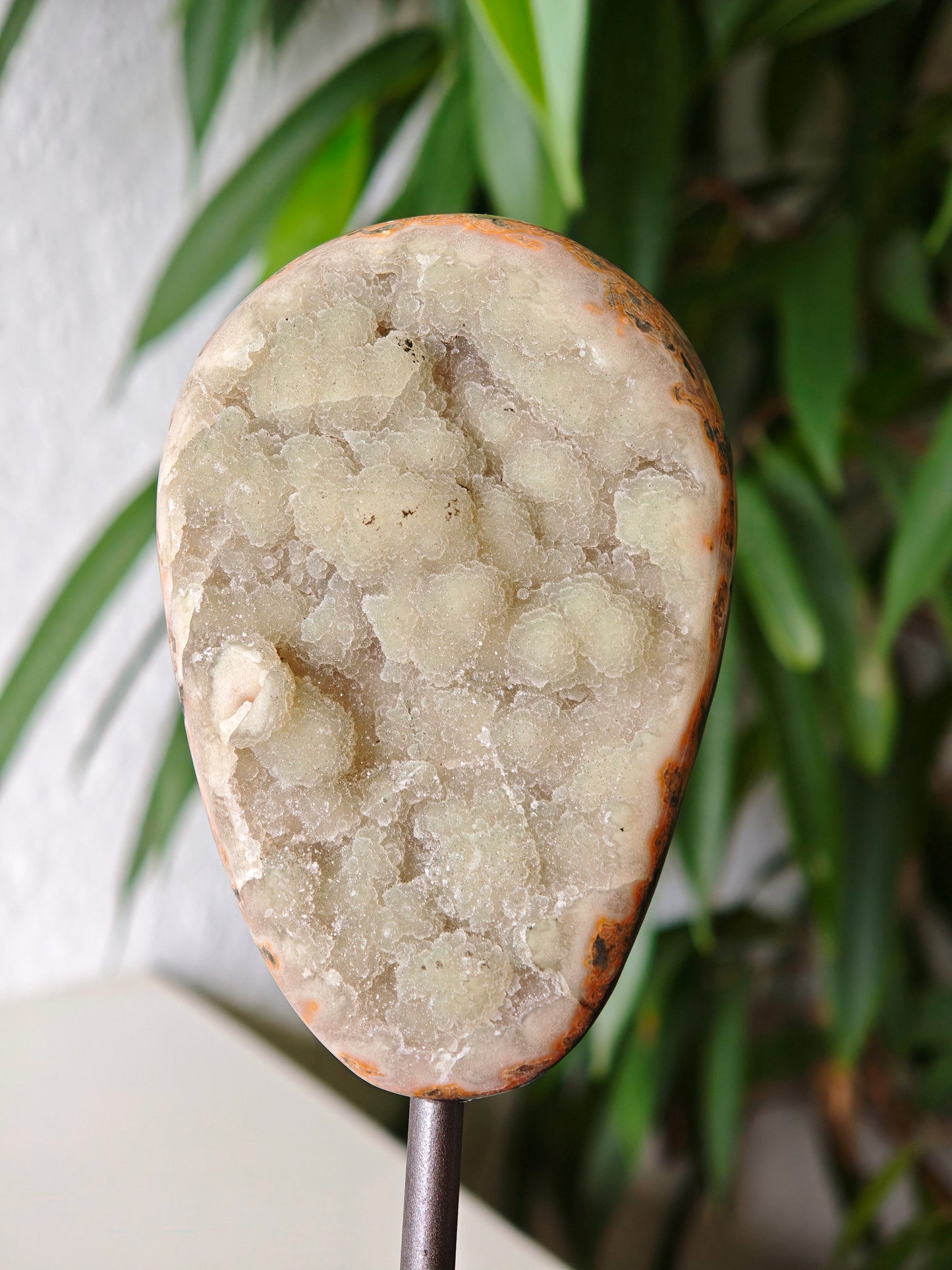 Grüner Amethyst mit Pyrit 63