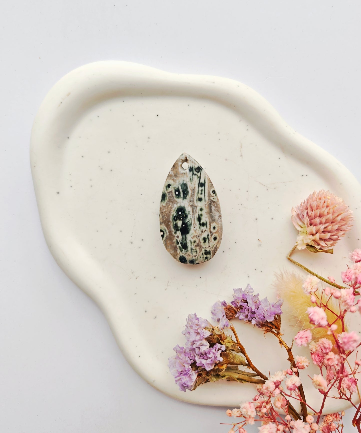 Ozean Jaspis Tropfen Trommelsteinanhänger