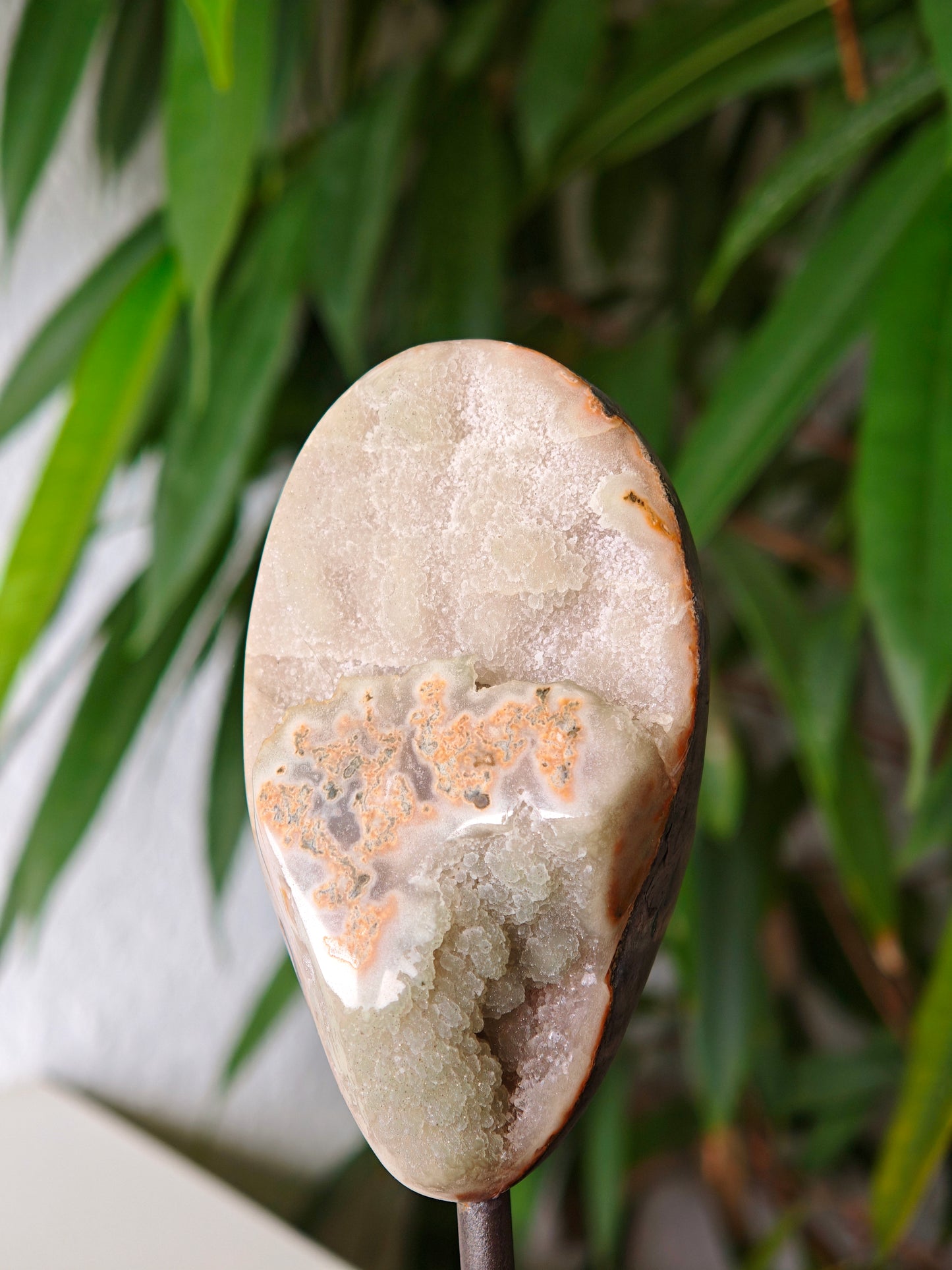 Grüner Amethyst mit Pyrit 45