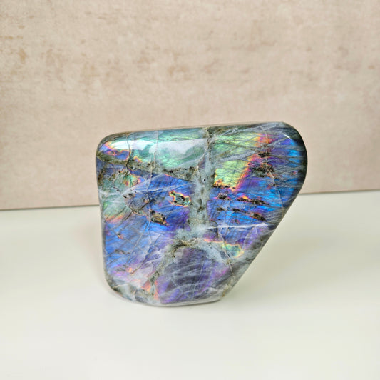 Labradorit Freiform 120A