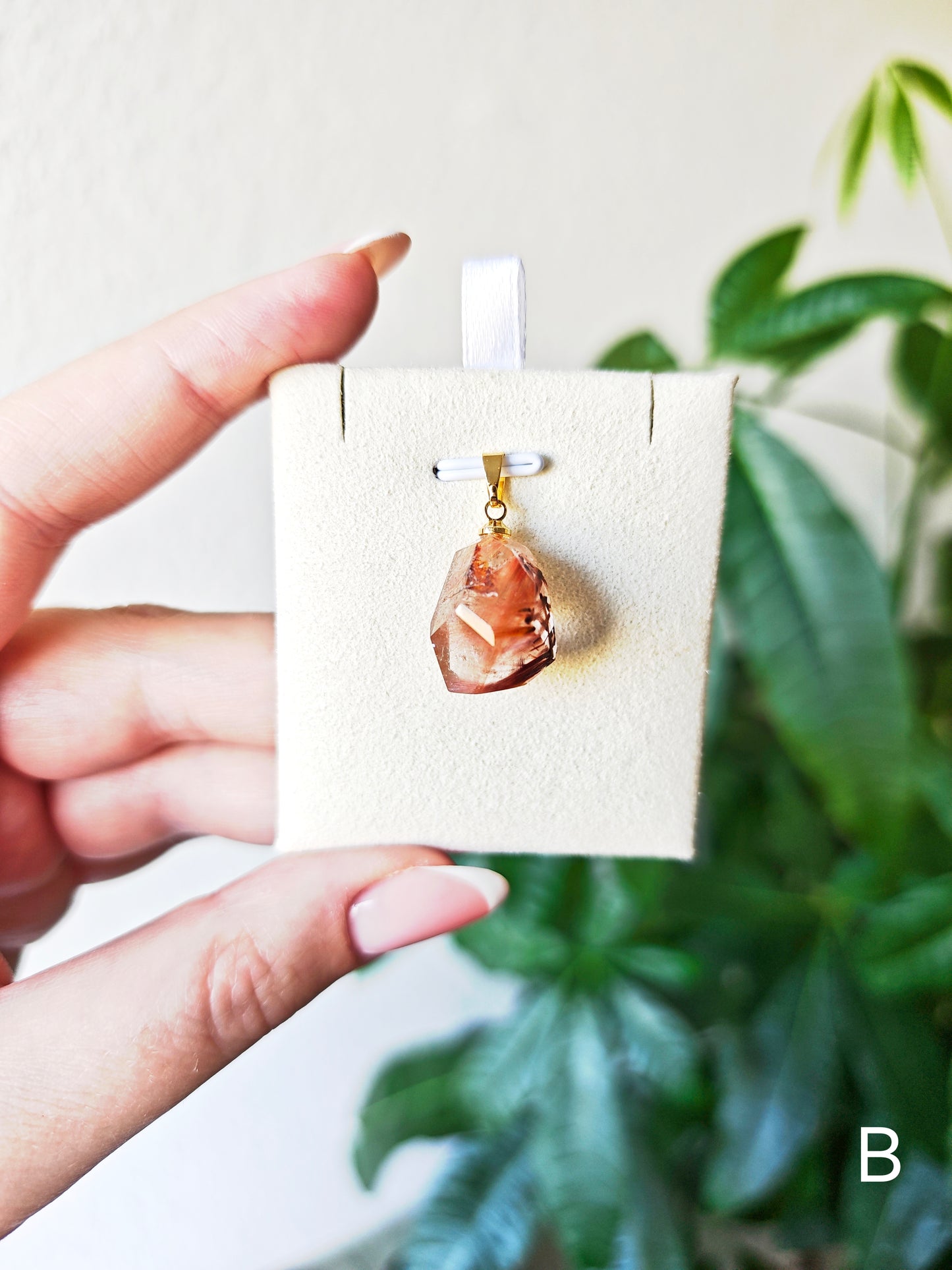 Roter Rutilquarz Freiform Anhänger