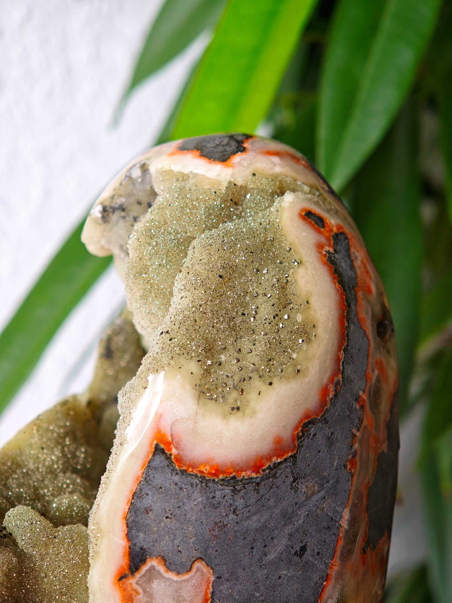 Grüner Amethyst mit Pyrit 368