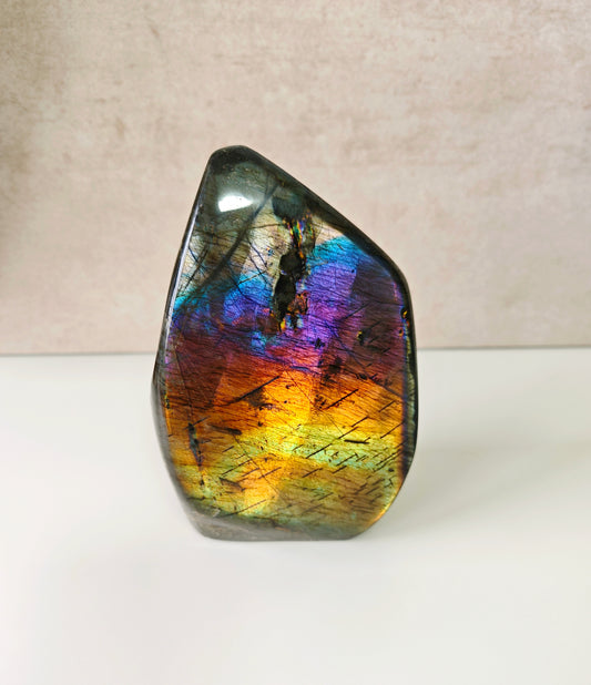 Regenbogen Labradorit Freiform C
