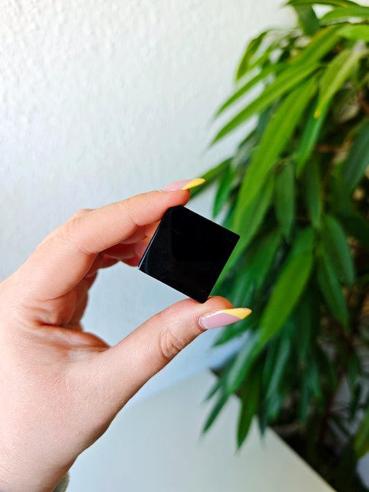 Schwarze Obsidian Display Platten