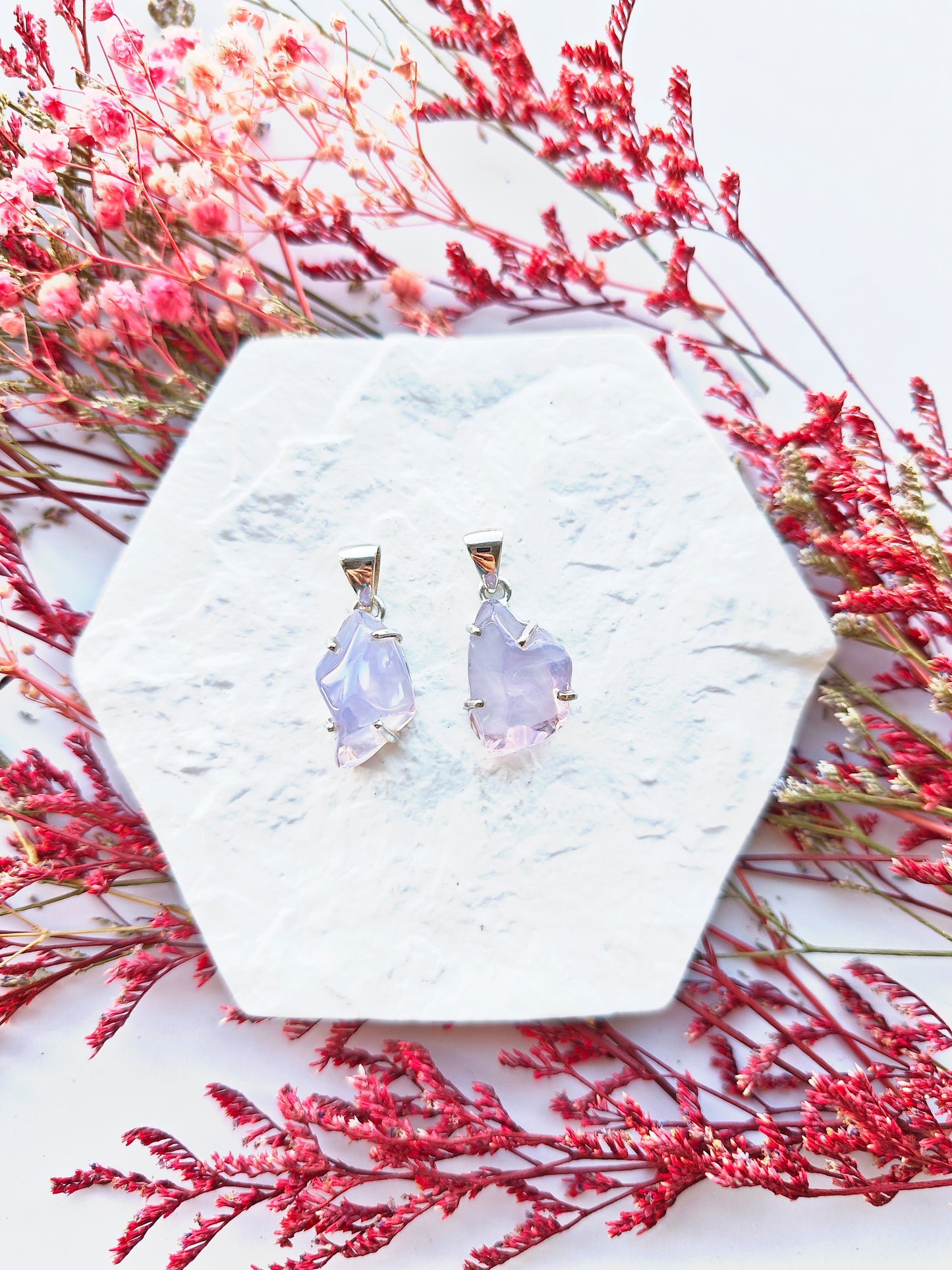 Lavendelmondquarz Anhänger