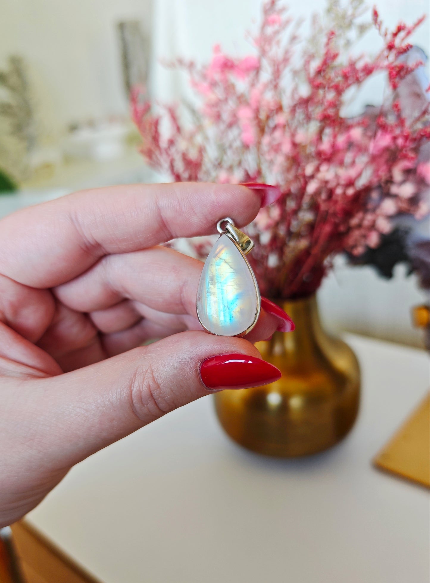 Mondstein Anhänger 68B