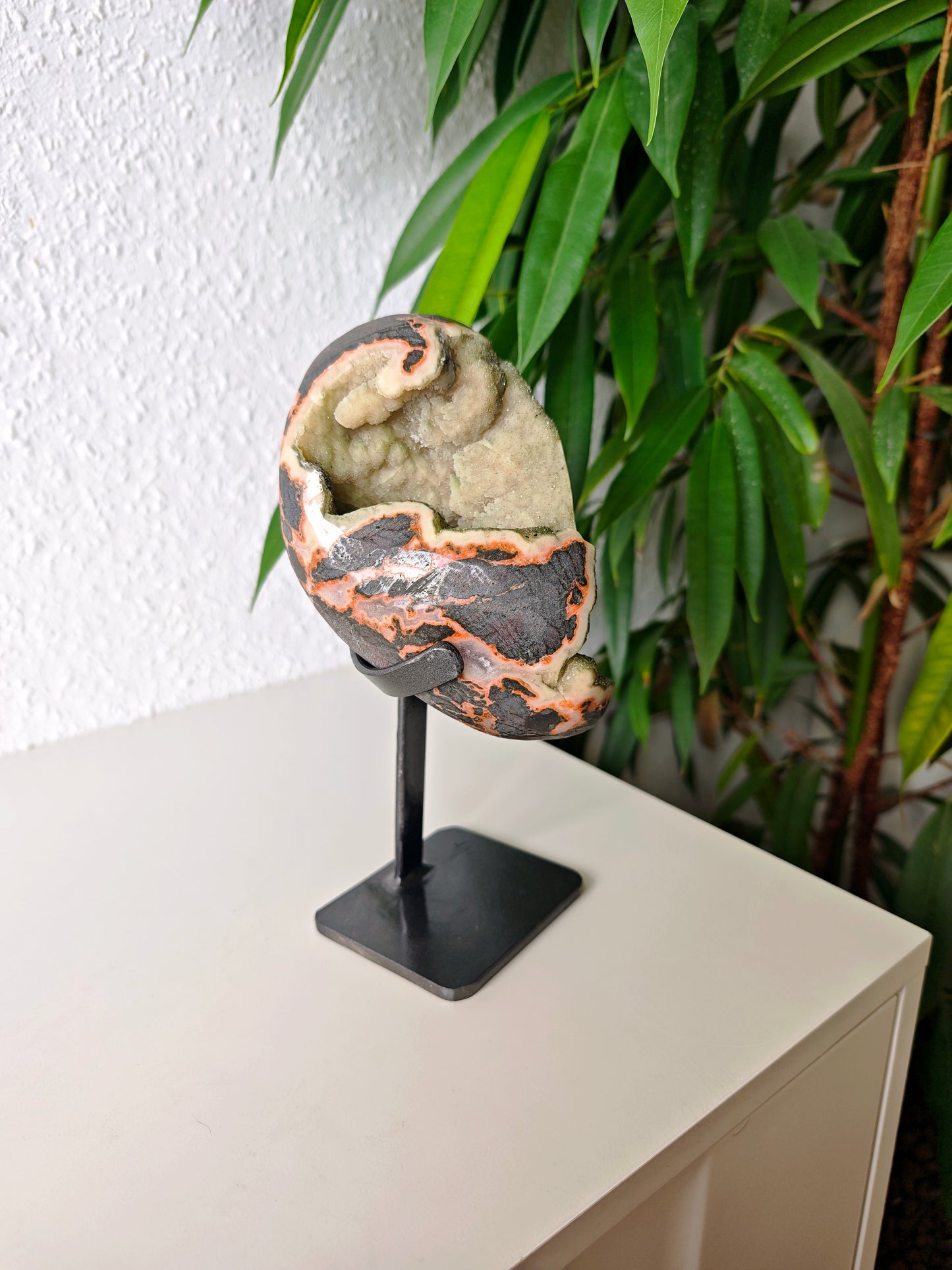 Grüner Amethyst mit Pyrit 368