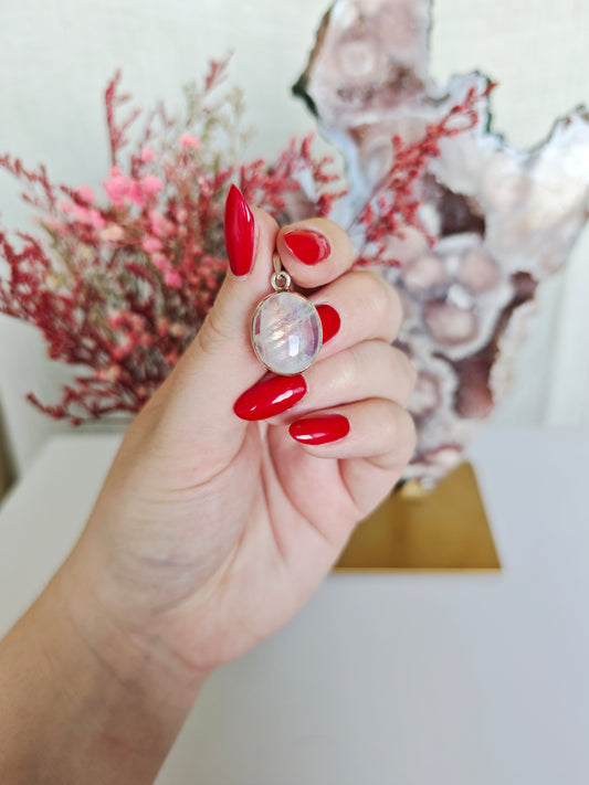 Mondstein Anhänger 68C